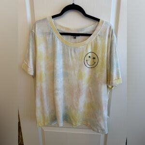Women's Tie-Dye Smiley Face Cropped Tee